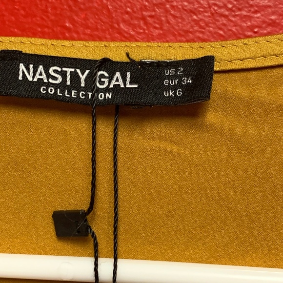 SOLD OUT/NWT: Nasty Gal Maxi Yellow Romper, Size 2 - Picture 5 of 7